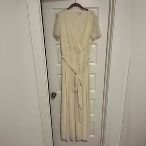 Kristina Ivory Maxi Dress